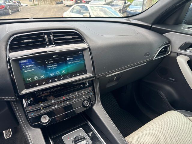 2017 Jaguar F-PACE 35t R-Sport