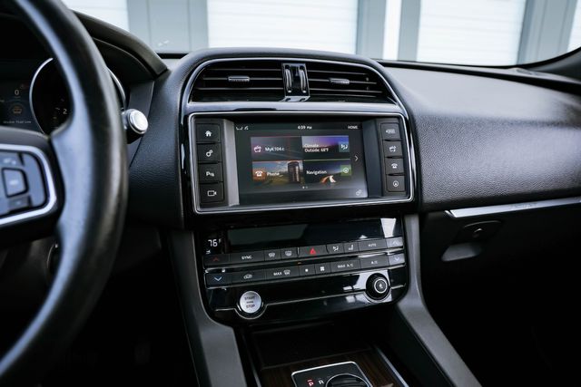 2017 Jaguar F-PACE 35t Prestige | Mesquite, TX | Texas Autos Direct