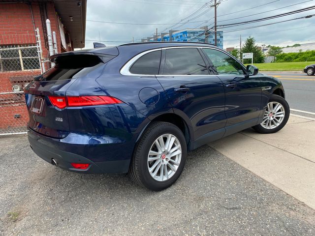 2017 Jaguar F-PACE 35t Prestige | New Brunswick, New Jersey | Brilliant Auto Sales 2017 Jaguar F-PACE 35t Prestige | New Brunswick, New Jersey | Brilliant Auto Sales