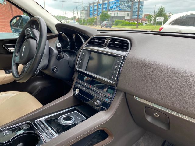 2017 Jaguar F-PACE 35t Prestige | New Brunswick, New Jersey | Brilliant Auto Sales 2017 Jaguar F-PACE 35t Prestige | New Brunswick, New Jersey | Brilliant Auto Sales