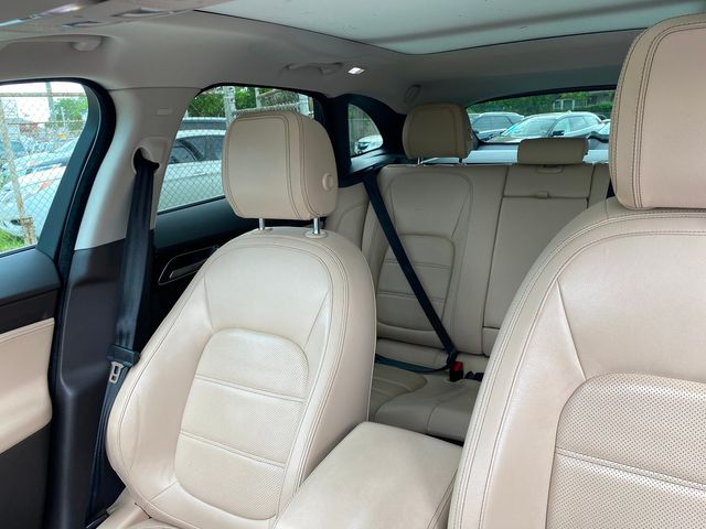2017 Jaguar F-PACE 35t Prestige | New Brunswick, New Jersey | Brilliant Auto Sales 2017 Jaguar F-PACE 35t Prestige | New Brunswick, New Jersey | Brilliant Auto Sales