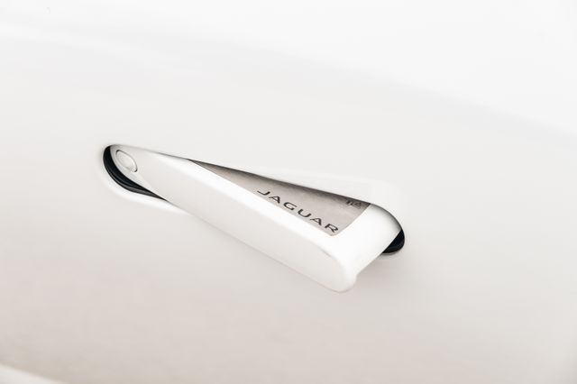 2017 Jaguar F-TYPE PREMIUM NAV SUPERCHARGED CLEAN CARFAX LOADED NICE 2017 Jaguar F-TYPE PREMIUM NAV SUPERCHARGED CLEAN CARFAX LOADED NICE