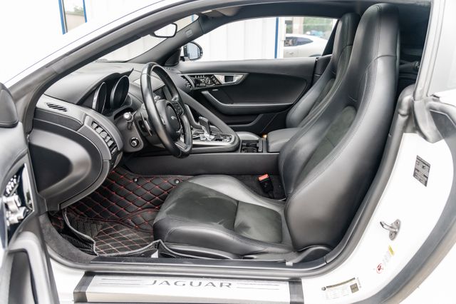 2017 Jaguar F-TYPE PREMIUM NAV SUPERCHARGED CLEAN CARFAX LOADED NICE 2017 Jaguar F-TYPE PREMIUM NAV SUPERCHARGED CLEAN CARFAX LOADED NICE