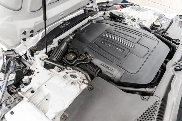 2017 Jaguar F-TYPE PREMIUM NAV SUPERCHARGED CLEAN CARFAX LOADED NICE