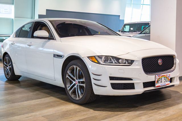 2017 Jaguar XE 35t Premium