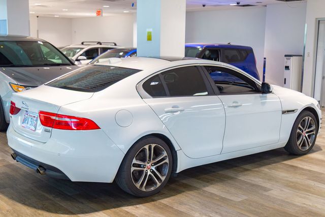 2017 Jaguar XE 35t Premium