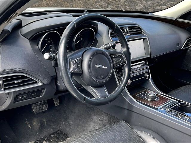 2017 Jaguar XE 35t First Edition