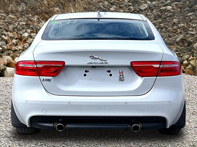 2017 Jaguar XE 35t First Edition