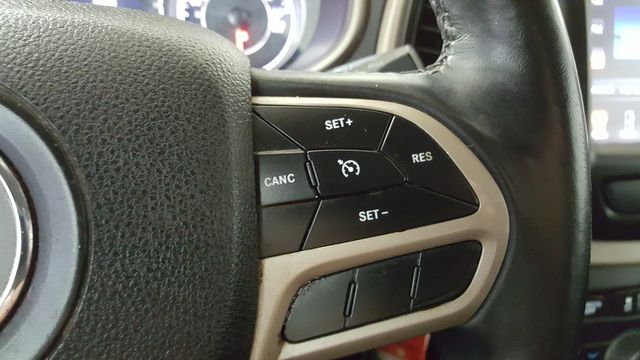 2017 Jeep Cherokee Latitude | Carrollton, TX | Legend Motorcars of Carrollton 2017 Jeep Cherokee Latitude | Carrollton, TX | Legend Motorcars of Carrollton