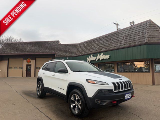 2017 Jeep Cherokee Trailhawk V6 | Dickinson, ND | Heiser Motors