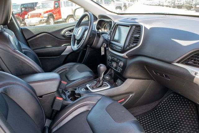 2017 Jeep Cherokee Trailhawk | Great Falls, Montana | Bleskin Motor Company 2017 Jeep Cherokee Trailhawk | Great Falls, Montana | Bleskin Motor Company