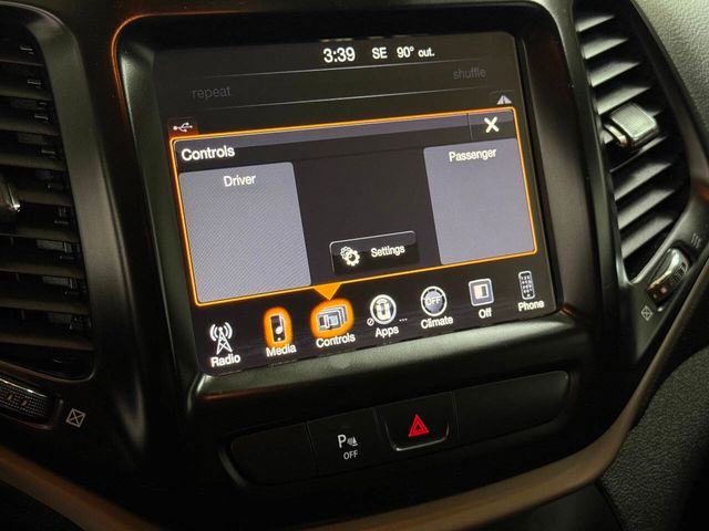 2017 Jeep Cherokee Latitude 4x4 4dr SUV | Houston, TX | Houston Auto Credit 2017 Jeep Cherokee Latitude 4x4 4dr SUV | Houston, TX | Houston Auto Credit