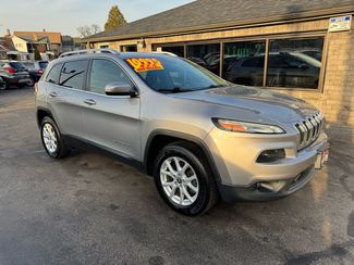 2017 Jeep Cherokee Latitude | Milwaukee, Wisconsin | Millennium Motor Sales