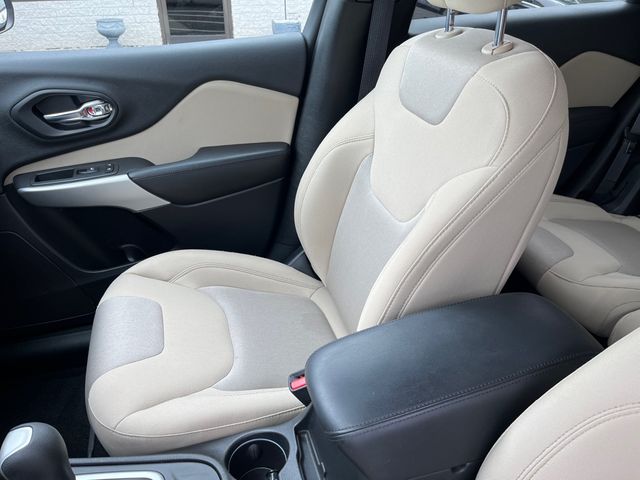 2017 Jeep Cherokee SPORT | RICHMOND, VA | TK HUGHES 2017 Jeep Cherokee SPORT | RICHMOND, VA | TK HUGHES