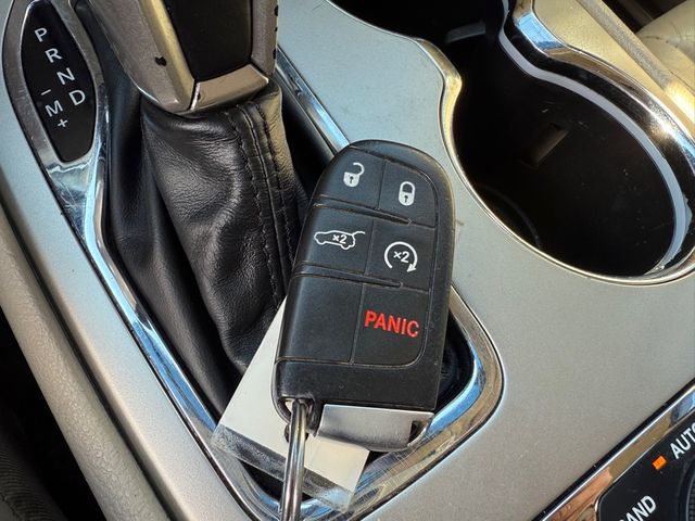 2017 Jeep GRAND CHEROKEE LIMITED 4x4 Navi Sunroof | Canton, Ohio | Ohio Auto Warehouse LLC 2017 Jeep GRAND CHEROKEE LIMITED 4x4 Navi Sunroof | Canton, Ohio | Ohio Auto Warehouse LLC