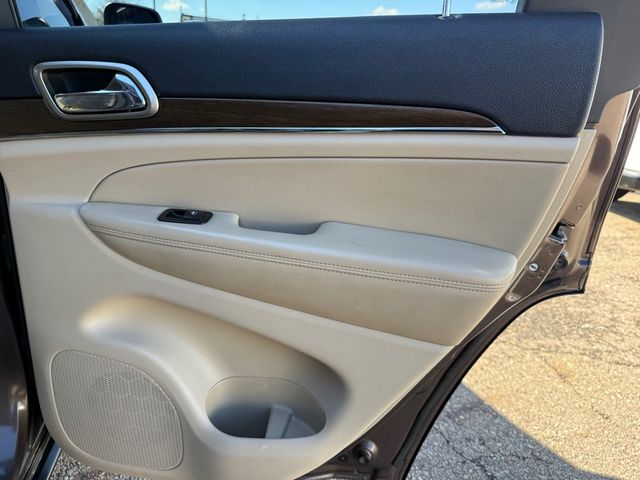 2017 Jeep GRAND CHEROKEE LIMITED 4x4 Navi Sunroof | Canton, Ohio | Ohio Auto Warehouse LLC