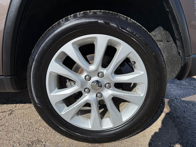 2017 Jeep GRAND CHEROKEE LIMITED 4x4 Navi Sunroof | Canton, Ohio | Ohio Auto Warehouse LLC