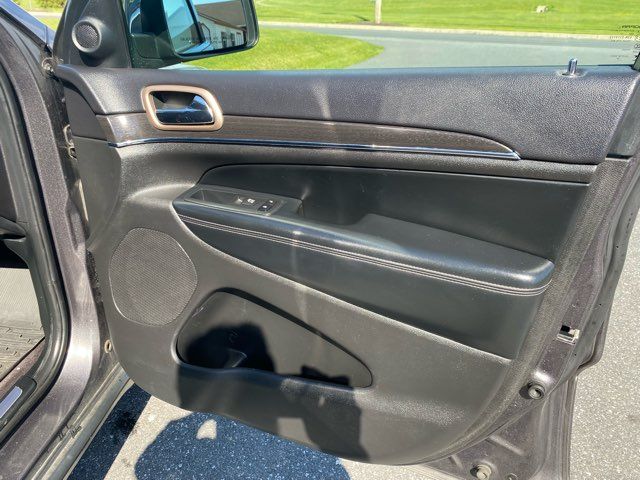 2017 Jeep Grand Cherokee Limited | Ephrata, PA | Pine Tree Motors 2017 Jeep Grand Cherokee Limited | Ephrata, PA | Pine Tree Motors