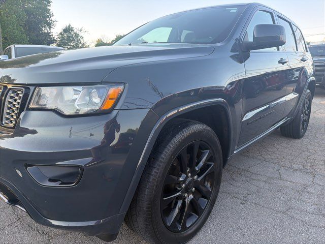 2017 Jeep Grand Cherokee Altitude