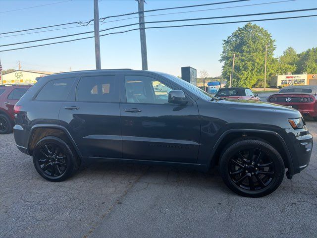 2017 Jeep Grand Cherokee Altitude