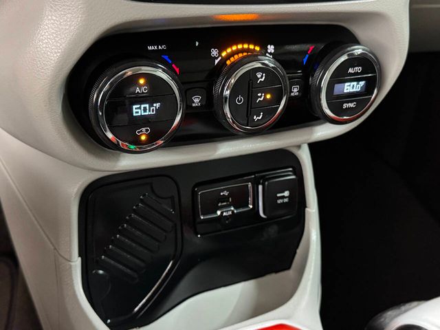 2017 Jeep Renegade Limited | Houston, TX | Houston Auto Credit 2017 Jeep Renegade Limited | Houston, TX | Houston Auto Credit