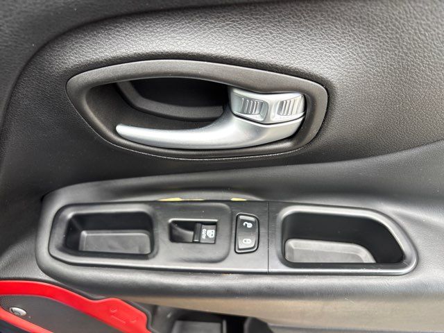 2017 Jeep Renegade Trailhawk | San Antonio, TX | Clear Choice Automotive South