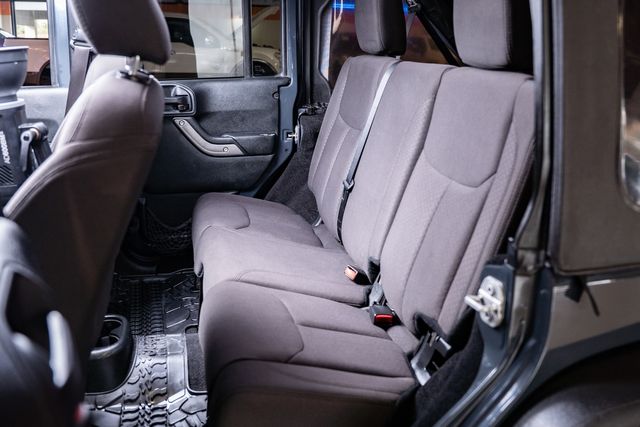 2017 Jeep Wrangler Unlimited Willys Wheeler 2017 Jeep Wrangler Unlimited Willys Wheeler