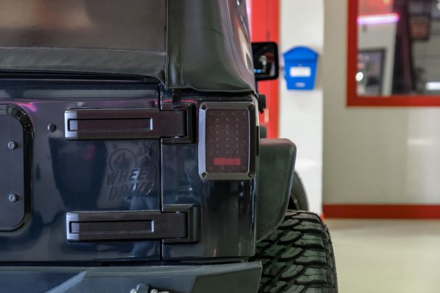 2017 Jeep Wrangler Unlimited Willys Wheeler 2017 Jeep Wrangler Unlimited Willys Wheeler