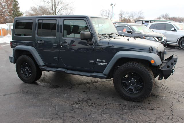 2017 Jeep Wrangler Unlimited Sport | Granite City, Illinois | MasterCars Company Inc. 2017 Jeep Wrangler Unlimited Sport | Granite City, Illinois | MasterCars Company Inc.