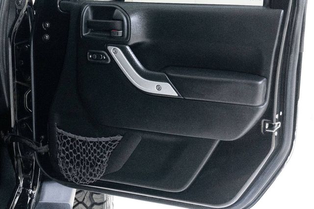 2017 Jeep Wrangler Unlimited Sahara 4x4 4dr SUV | Houston, TX | Houston Auto Credit 2017 Jeep Wrangler Unlimited Sahara 4x4 4dr SUV | Houston, TX | Houston Auto Credit