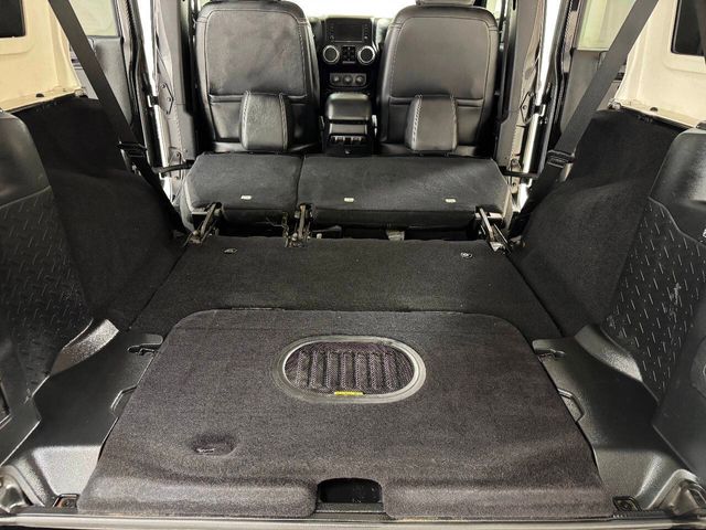 2017 Jeep Wrangler Unlimited Sahara 4x4 4dr SUV | Houston, TX | Houston Auto Credit 2017 Jeep Wrangler Unlimited Sahara 4x4 4dr SUV | Houston, TX | Houston Auto Credit