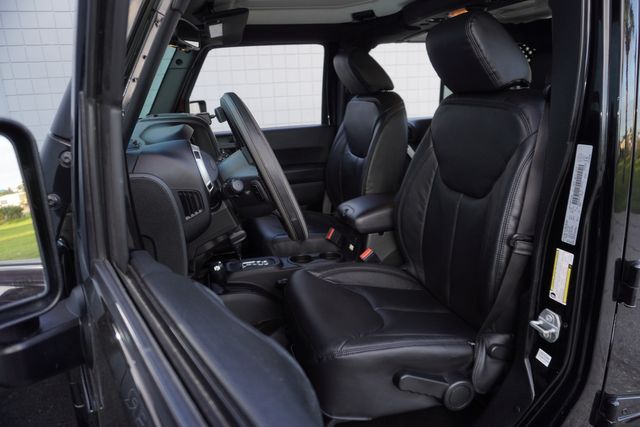 2017 Jeep WRANGLER UNLIMITED SAHARA CUSTOM LIFTED NAV LEATHER 22" | Tampa, FL | Florida Auto Sales Group 2017 Jeep WRANGLER UNLIMITED SAHARA CUSTOM LIFTED NAV LEATHER 22" | Tampa, FL | Florida Auto Sales Group