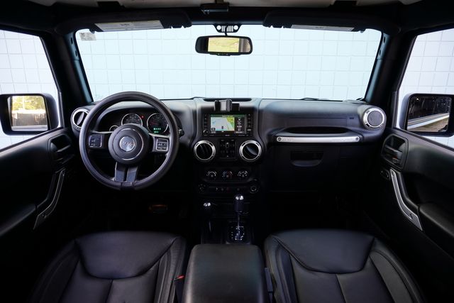 2017 Jeep WRANGLER UNLIMITED SAHARA CUSTOM LIFTED NAV LEATHER 22" | Tampa, FL | Florida Auto Sales Group 2017 Jeep WRANGLER UNLIMITED SAHARA CUSTOM LIFTED NAV LEATHER 22" | Tampa, FL | Florida Auto Sales Group