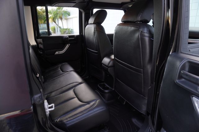 2017 Jeep WRANGLER UNLIMITED SAHARA CUSTOM LIFTED NAV LEATHER 22" | Tampa, FL | Florida Auto Sales Group 2017 Jeep WRANGLER UNLIMITED SAHARA CUSTOM LIFTED NAV LEATHER 22" | Tampa, FL | Florida Auto Sales Group