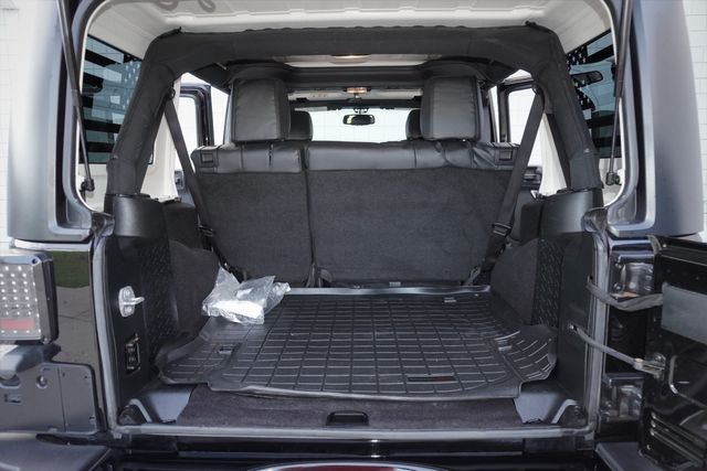 2017 Jeep WRANGLER UNLIMITED SAHARA CUSTOM LIFTED NAV LEATHER 22" | Tampa, FL | Florida Auto Sales Group 2017 Jeep WRANGLER UNLIMITED SAHARA CUSTOM LIFTED NAV LEATHER 22" | Tampa, FL | Florida Auto Sales Group