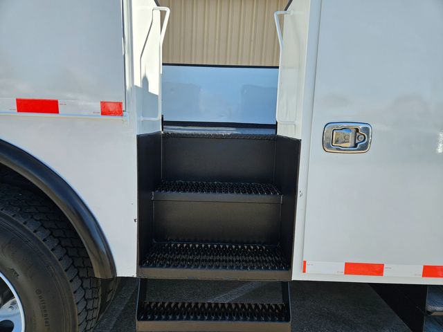 2017 Kenworth T370 ALTEC MATERIAL HANDLER ALTEC AA55 60FT REACH WITH JIB | Irving, TX | Pinnacle Trucks 2017 Kenworth T370 ALTEC MATERIAL HANDLER ALTEC AA55 60FT REACH WITH JIB | Irving, TX | Pinnacle Trucks