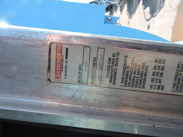 2017 Kenworth T800 Tri-Axel Dump Truck 