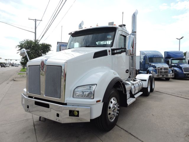 2017 Kenworth T880 Daycab | Grand Prairie, TX | Camarena Auto Inc