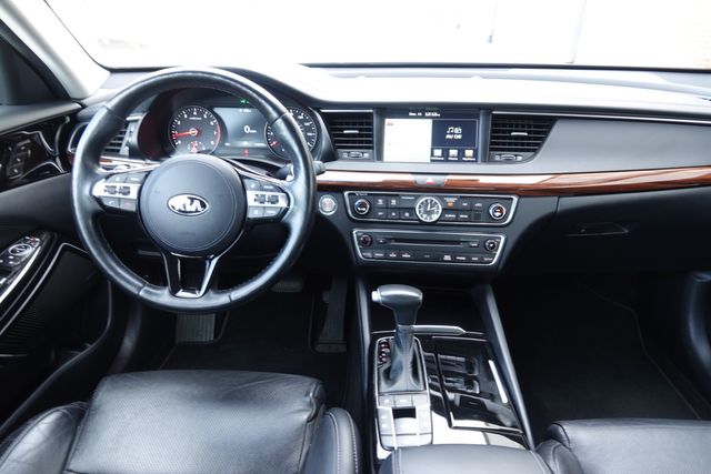 2017 Kia Cadenza Technology | Loganville, Georgia | Executive Auto 2017 Kia Cadenza Technology | Loganville, Georgia | Executive Auto