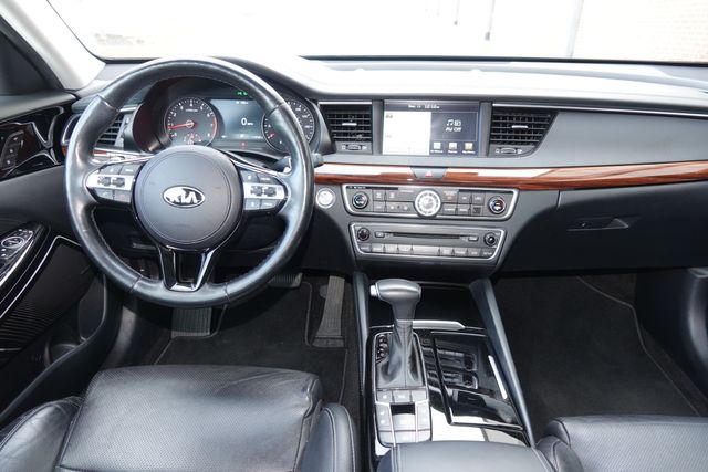 2017 Kia Cadenza Technology | Loganville, Georgia | Executive Auto 2017 Kia Cadenza Technology | Loganville, Georgia | Executive Auto