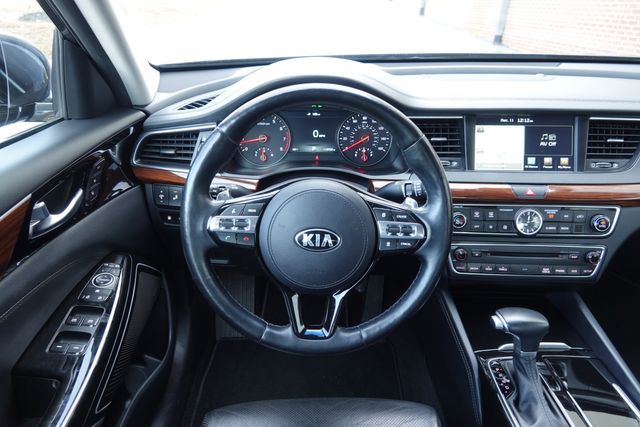 2017 Kia Cadenza Technology | Loganville, Georgia | Executive Auto 2017 Kia Cadenza Technology | Loganville, Georgia | Executive Auto