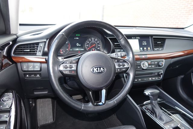 2017 Kia Cadenza Technology | Loganville, Georgia | Executive Auto 2017 Kia Cadenza Technology | Loganville, Georgia | Executive Auto