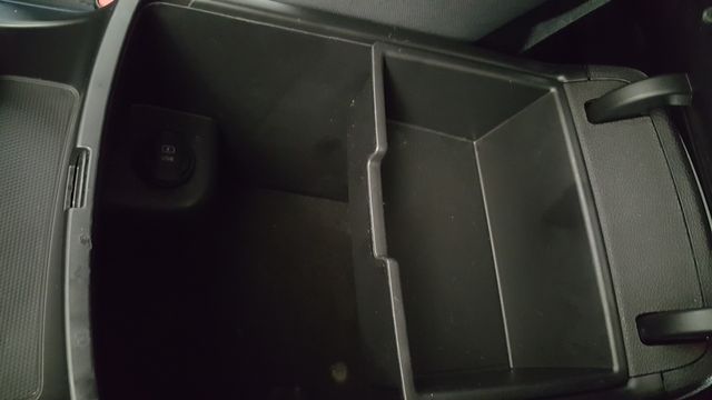 2017 Kia Sorento LX | Carrollton, TX | Legend Motorcars of Carrollton 2017 Kia Sorento LX | Carrollton, TX | Legend Motorcars of Carrollton