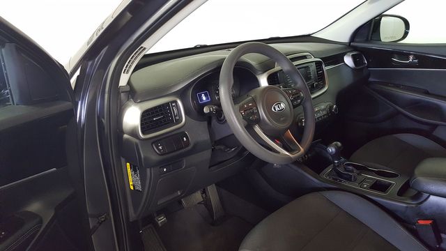 2017 Kia Sorento LX | Carrollton, TX | Legend Motorcars of Carrollton 2017 Kia Sorento LX | Carrollton, TX | Legend Motorcars of Carrollton