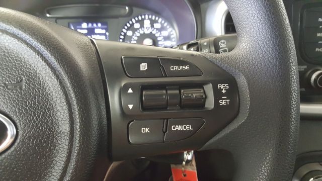 2017 Kia Sorento 2.4L LX | Garland, TX | Legend Motorcars Feed Account 2017 Kia Sorento 2.4L LX | Garland, TX | Legend Motorcars Feed Account