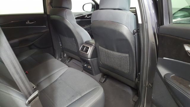 2017 Kia Sorento 2.4L LX | Garland, TX | Legend Motorcars Feed Account 2017 Kia Sorento 2.4L LX | Garland, TX | Legend Motorcars Feed Account