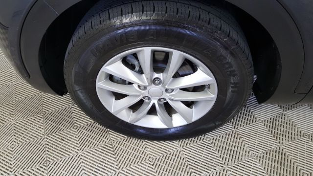 2017 Kia Sorento 2.4L LX | Garland, TX | Legend Motorcars Feed Account 2017 Kia Sorento 2.4L LX | Garland, TX | Legend Motorcars Feed Account