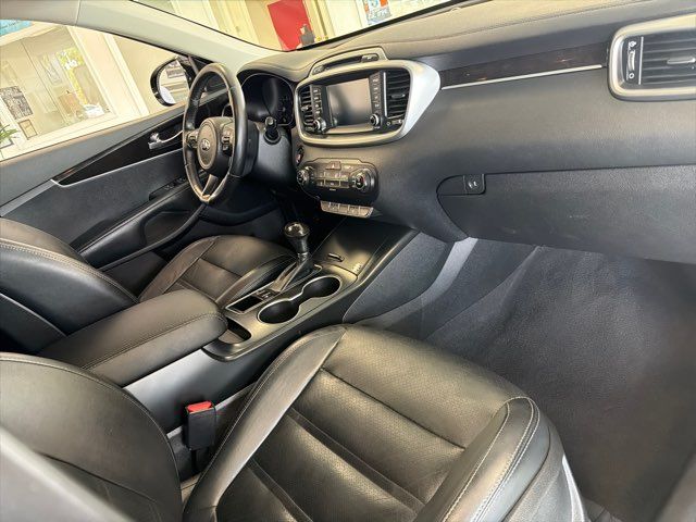 2017 Kia Sorento LX | Rome, GA | Knight's Car Store 2017 Kia Sorento LX | Rome, GA | Knight's Car Store