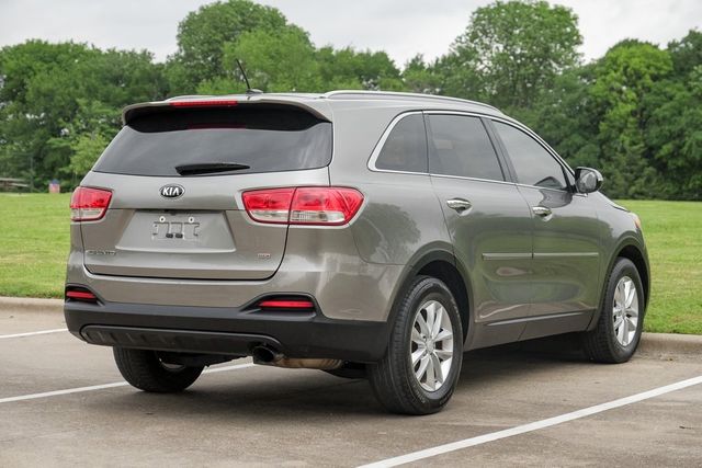 2017 Kia Sorento LX BT Backup Cam Rear Air USB XM Alloy Wheels Aux 2017 Kia Sorento LX BT Backup Cam Rear Air USB XM Alloy Wheels Aux