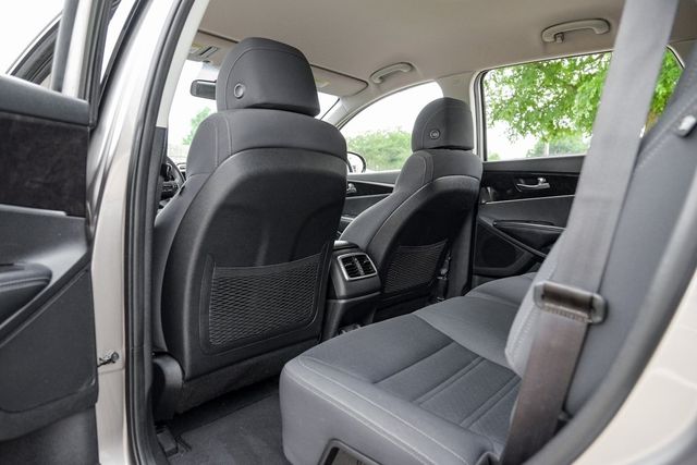 2017 Kia Sorento LX BT Backup Cam Rear Air USB XM Alloy Wheels Aux 2017 Kia Sorento LX BT Backup Cam Rear Air USB XM Alloy Wheels Aux